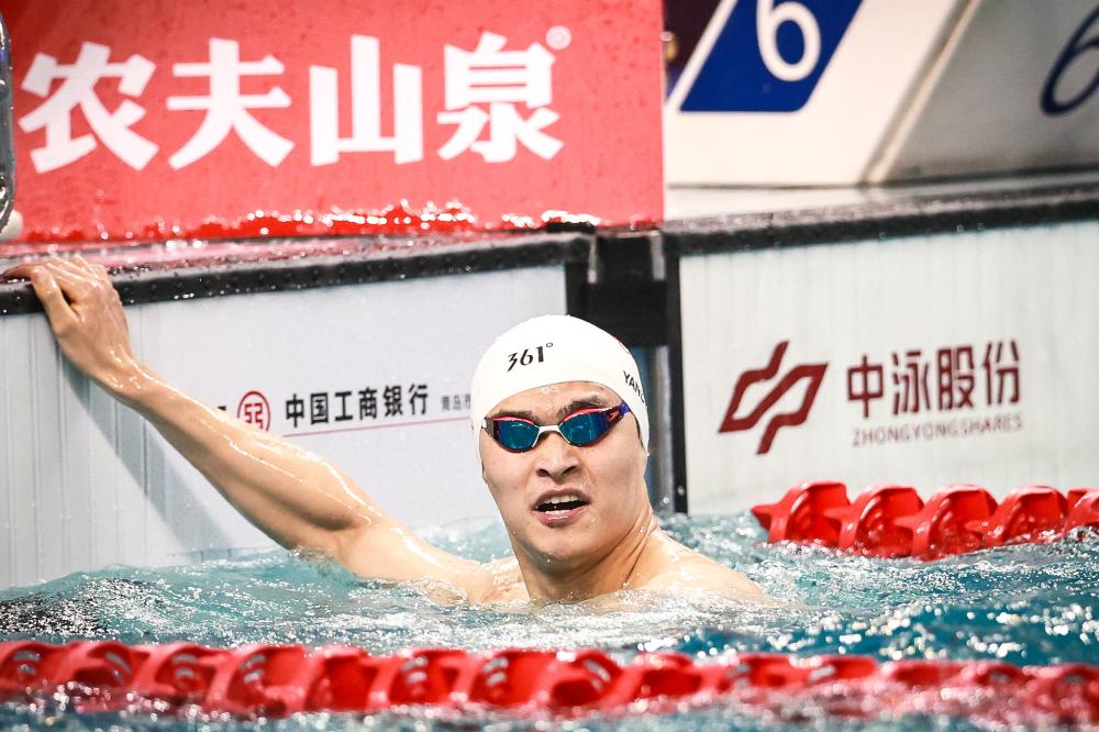 篮球湖人今日调整轮换，新阵容效果显著